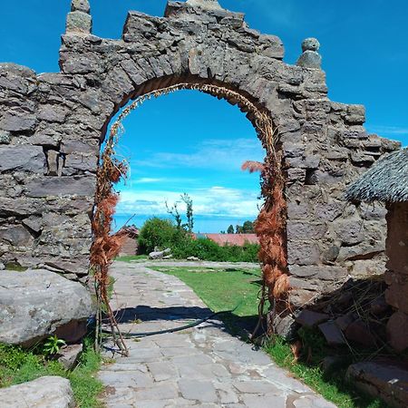 Taquile Familia Celso Hotel Huillanopampa Kültér fotó