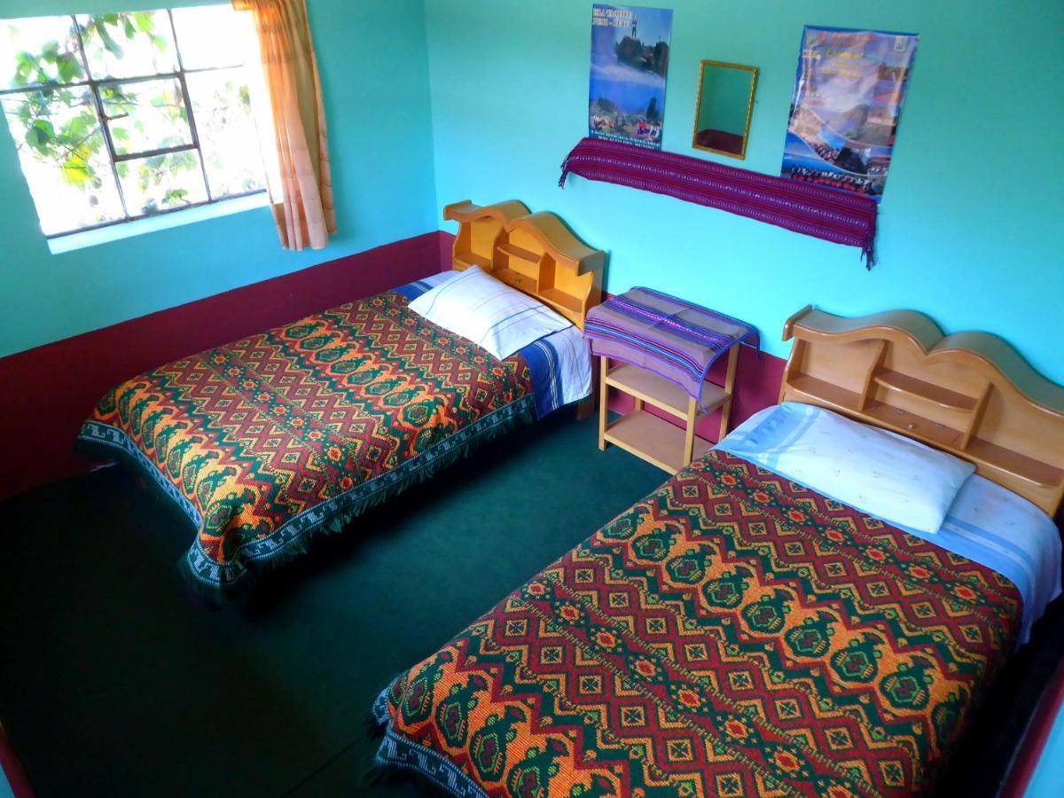 Taquile Familia Celso Hotel Huillanopampa Kültér fotó