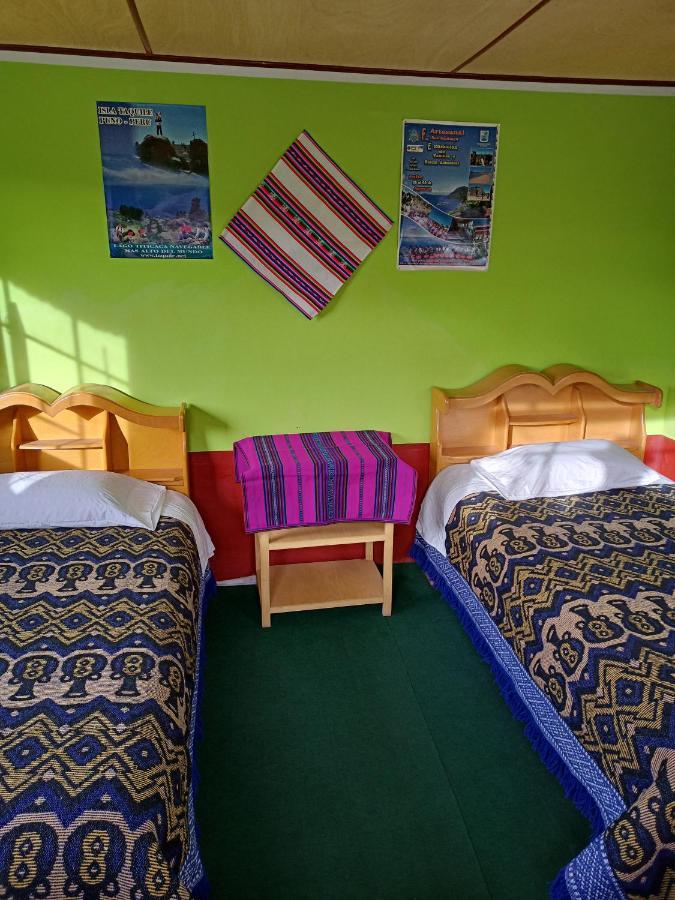Taquile Familia Celso Hotel Huillanopampa Kültér fotó