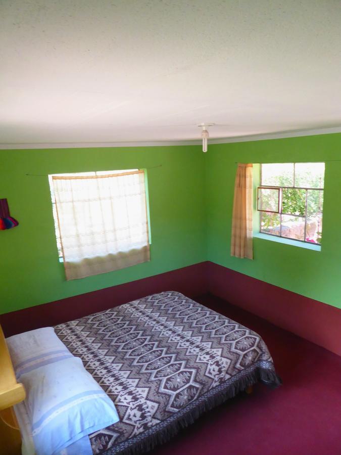 Taquile Familia Celso Hotel Huillanopampa Kültér fotó